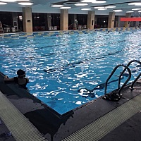 减肥第26天115-90 中午米饭一碗 晚饭面条一份 现在刚游泳完 称了一下 104掉了一斤肉 按着趋势这个月可以...