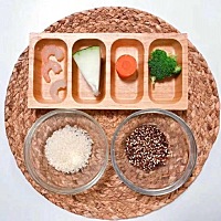 💞 梓豪麻麻辅食分享 营养早餐：鲜虾藜麦蔬菜粥    〰〰〰〰〰〰〰 藜麦不是谷物，也不能算是“麦”，...