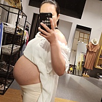 大家帮忙看看是女宝还是男宝😀