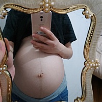 有会看孕肚的吗？什么是圆什么是尖啊？帮忙看下我的孕肚