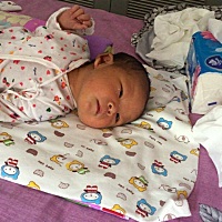 历时25个小时，终于顺产这个小家伙，值得了。