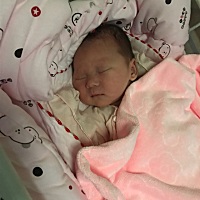 7月24号15:32七斤八两。 女宝😘😘