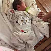 宝宝16天孩子他爸估计也是忍得很久 已经半年没有同房 产后准备50天后再考虑是否能同房 那也没办法 健康...