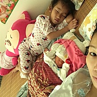 总算很和平的午睡了，二胎到来总觉得没时间理大宝 尽量弥补。