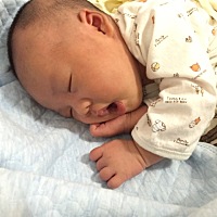 7.2号 顺产一枚6.6斤小帅哥，开了三指后痛的怀疑人生，二度撕裂 伤口现在还是有点痛 。