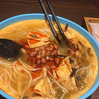 减肥第29天啦 体重还是100保持了 今天的日常吃了一大份螺狮粉 不用忌口的感觉 真爽 这个月瘦了15斤 我感...