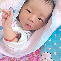 7月25日下午5点50分顺产一名男婴！6斤8两接好孕