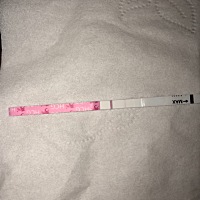 19号排的卵，刚测出来一深一浅这是怀孕了吗？