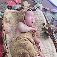 宝宝出生21天帅帅的拍起来 我这个妈也够折腾的了哈哈 孕妈们加油 当你看到宝宝呃呃那一刻所有的辛苦都值...