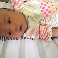 今天宝宝20天了，奶水不够吃大家有好的办法嘛