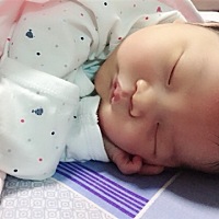 生孩子之前觉得还是二人世界很好，生完之后完全不是那么回事，怎么会有这么可爱的小人呢，简直就是我的...