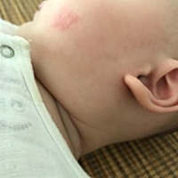 五个多月婴儿现在用练习站？我查了是练习坐我婆婆非让练习站说也该锻炼了，就是锻炼也得讲合理不合理吧...