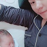 8.3号卸货一枚女宝宝  预产期过了9天在医院催产三天终于出来了  中午生的第二天下午就出院回家了  有无...