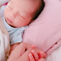 我的王子出生半个月了。愿你一生幸福快乐健康平安顺利！