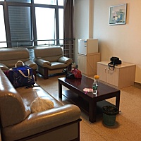 8.3号二胎宝宝剖腹出生，3280Kg，预产期8.13。二宝和大宝就是相反的性格，连哭声都很温柔，希望你们都健...