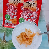 有没有孕妈跟我一样，怀孕6周多，特别腻油，啥都吃不了，每天用榨菜下稀饭的！