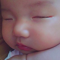 各位宝妈们，宝宝不接受母乳怎么办？