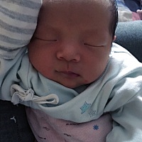 前面生了两个女儿了，我老公啥都没说过，这是三胎生了个儿子，老公说我给他生了个儿子，辛苦了。难道我...