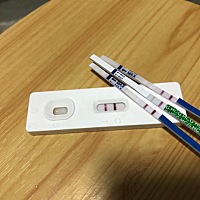 这样是怀孕的可能性大吗？晚上测的、用的三种不同的试纸