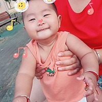 像个肉多多，5个月19斤了，6斤生下来，涨了13斤