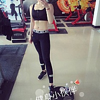 孕前43公斤，孕期58公斤，生完第二天51公斤，昨天满月46公斤