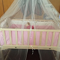 都是老公姐姐送的，还有奶瓶和各种小衣服，口水巾😊