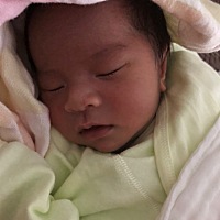 顺产6.2斤男宝一枚，这小家伙虽然不大，折腾了我十八个小时，痛到怀疑人生，边哭边生，侧切加撕裂，不过...