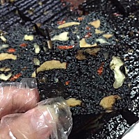 东阿胶膏。让妈妈一直年轻、美丽下去。自家用东阿阿胶➕新鲜材料制作，产后补血、调理身体，美容美颜。...