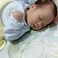 宝宝睡着啦😄我也可以好好休息喽