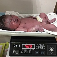 2018.8.8❤️21:58小情人诞生啦，九斤六两的大胖儿子😂话说昂，生孩子真的痛到怀疑人生！