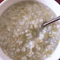 婆婆是个手残党，每天即使带娃再累，也坚持亲手给宝宝做辅食。每天变着花样的做，只希望宝宝能多吃一口