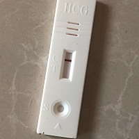 上个月大姨妈25号来 干净29号 30号开始同房 排卵期也同房8次 今天实在是没忍住测试了一下就一条线是不是...