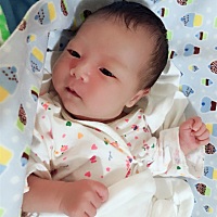 宝宝20天啦。生下来7斤一两，男宝宝。还有10天就出月子了，开心😃