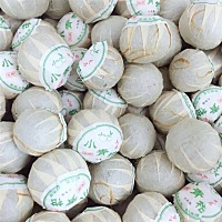 我只爱我家的小青柑，因为它本身独有的桔子味，那清香，你是无法拒绝的，记得朋友来店里，第一次见这茶...