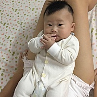 早产一个月的宝宝，现在5个月了！