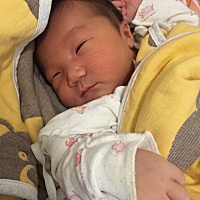 宝贝已经平安健康出生 8.7号早晨产下男宝宝 体重8斤 身高54Cm
