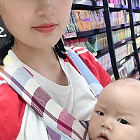 宝宝四个月二十天  16.4斤    你们的宝宝都多少斤了