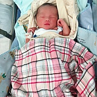 8月17日顺产小公子，5斤7两，从入盆到生产散步4天，每天1万多步，38周入盆，38➕4生的，晚上11点50...
