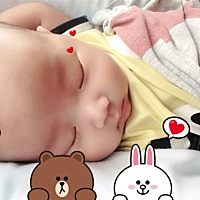 捕捉到一只小可爱 我宝贝儿子俩个月啦 希望健健康康快乐成长 你可是爸爸妈妈的心肝宝贝哦 麻麻愿把全部...