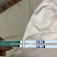 每月19号来月经，可我17号就迫不及待的测了下（主要想在情人节确定下是否有好消息），可是我看不懂了，...