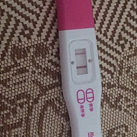 用晨尿测了一下，比前天的要深一点，是成功了嘛🤗