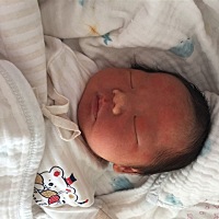 宝宝健康出生，男宝6斤2两。这下如愿凑个好字