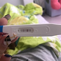 这是怀孕了么，还用不用再多测几根，还有就是小肚子间歇性的疼，就像来事似的