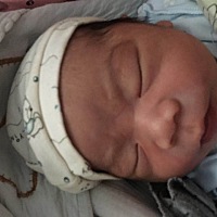 先见红，晚上肚子疼，不疼，连着四五天这种情况，最后打了催产针，宝宝脐绕颈两周，疼得死去活来，...