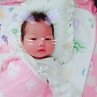 小睿睿快满月了，难得小睿睿那么配合拍照，晒晒他的萌照！