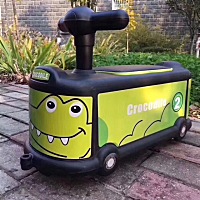 准备给宝宝买个扭扭车、不知道哪个颜色好呢、选择困难综合症又发作了