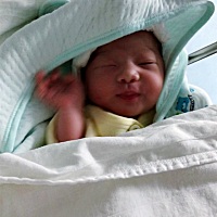 一天天的长大，看见你 我心里就踏实 小宝贝 麻麻爱你❤