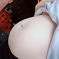 27周，这个肚形能看出男宝，女宝吗？