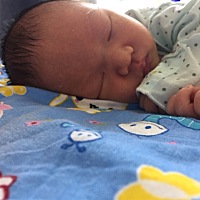 宝宝第九天了，很乖。