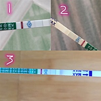 同房后第11、12、13天测的  感觉颜色都差不多 网上查说有可能月经前假阳 后天就是姨妈日 我这几天的心情...